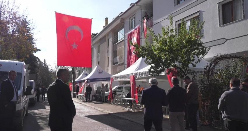 Şehit Hava Pilot Üsteğmen Cüneyt Kandemir’in Ankara’daki evinde yas… Gürcistan-Azerbaycan sınırında düşen Türk Silahlı Kuvvetleri'ne ait C130 tipi askeri