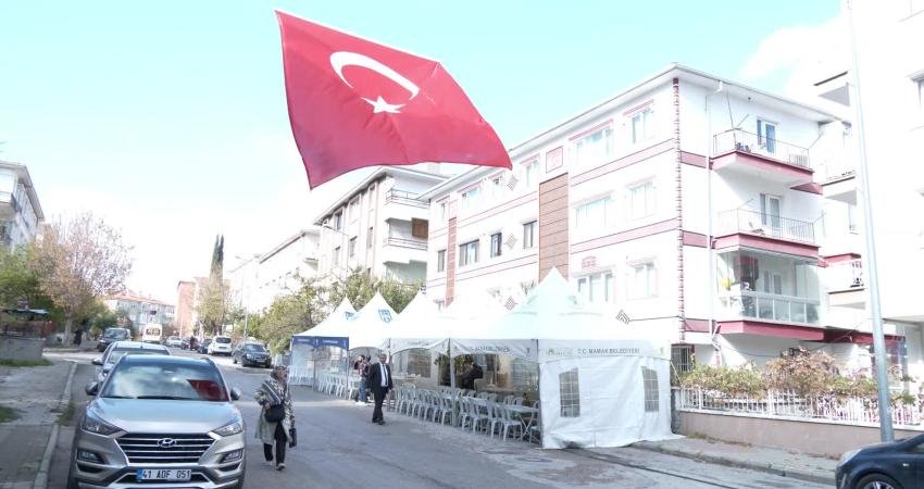 Şehit Hava Ulaştırma Uzman Çavuş Cem Dolapci’nın baba evinde yas… Türk Silahlı Kuvvetleri'ne ait C130 tipi askeri nakliye uçağının Gürcistan-Azerbaycan