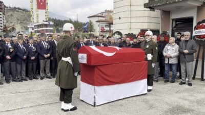Türk Silahlı Kuvvetleri'nin Gürcistan-Azerbaycan sınırında düşen "C130" tipi askeri kargo uçağında