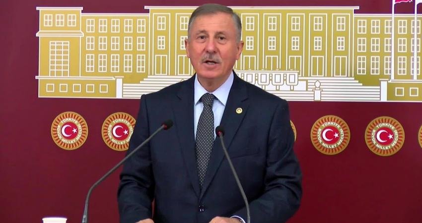 Yeni Yol Grup Başkanvekili Selçuk Özdağ, "Türkiye Cumhurbaşkanlığı Hükümet Sistemi'ni