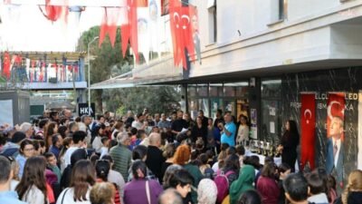 Selçuk Belediyesi ile Türkiye Satranç Federasyonu iş birliğinde düzenlenen “Ataya