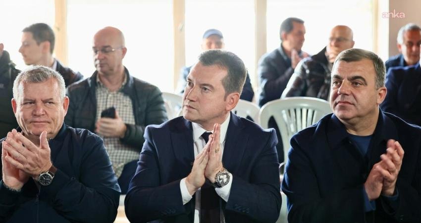 Silivrispor'un kongresine katılan Silivri Belediye Başkanı Bora Balcıoğlu, "Biz spor kulüplerini