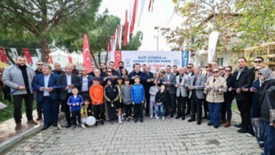 Silivri Belediyesi, çocukların güvenle oynayabileceği iki yeni parkı aynı gün