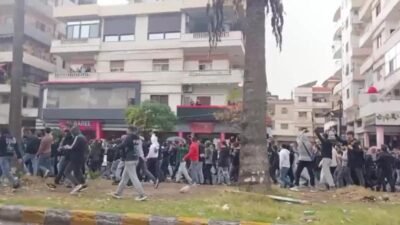 Suriye’nin Humus kentinde bir Bedevi çiftin öldürülmesinin ardından artan mezhepsel