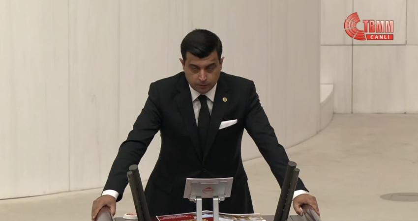 TBMM Genel Kurulu… CHP’li Demir: “Kiraların asgari ücretin iki katı olması sürdürülebilir bir durum değil” CHP Ankara Milletvekili Deniz Demir, "Asgari ücretin 22 bin lira