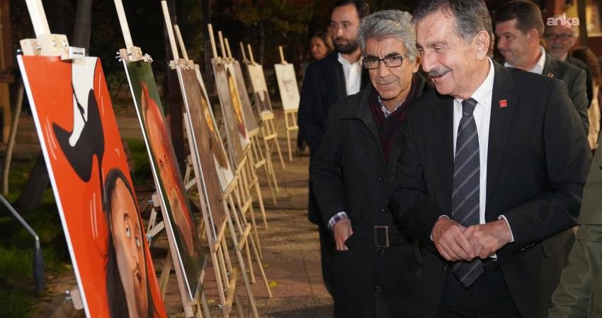 Tepebaşı Belediyesi’nin düzenlediği 13'üncü Uluslararası Eskişehir Şiir Buluşması, Özdilek Sanat