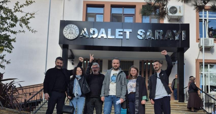 TİP Bilecik İl Başkanı Biçen’e yangın paylaşımı nedeniyle yargılandığı davada beraat Türkiye İşçi Partisi (TİP) Bilecik İl Başkanı Orhan Çağrı Biçen'in,