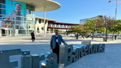 Torbalı Belediye Başkanı Övünç Demir, Barcelona’da düzenlenen Smart Cities Fuarı’na