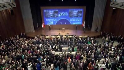 Cumhurbaşkanı Recep Tayyip Erdoğan, "Bugün Azerbaycan'dan ülkemize gelmekte olan C-130