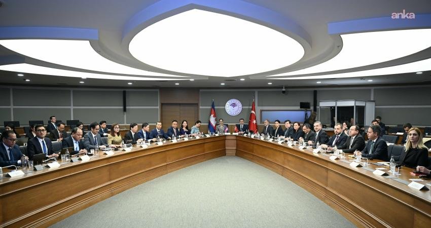 Türkiye – Kamboçya Karma Ekonomik Komisyonu 4’üncü dönem toplantısı düzenlendi Tarım ve Orman Bakanı İbrahim Yumaklı, Ankara'da Türkiye - Kamboçya