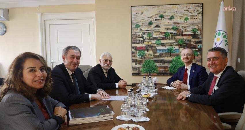 TÜSİAD Başkanı Orhan Turan ve TÜSİAD Ankara Temsilcisi Barış Urhan,