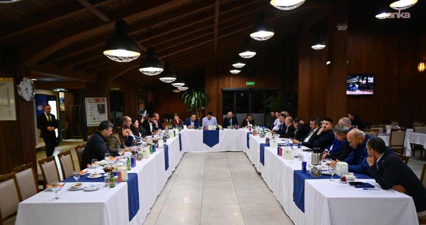 Tuzla Belediye Başkanı Bingöl, ilçede devam eden çalışmaları yerinde inceledi Tuzla Belediye Başkanı Eren Ali Bingöl, ilçede devam eden projeleri