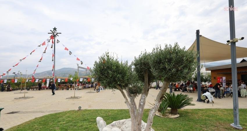 Efes Selçuk Belediyesi'nin her pazar Efes Tarlası Yaşam Köyü’nde düzenlendiği