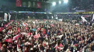 Yeniden Refah Partisi Genel Başkanı Fatih Erbakan, "Mağduriyetleri çözme iddiasıyla