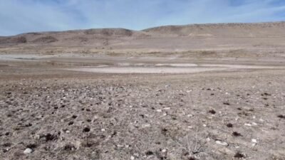 Uzun bir süredir yağışların düşmediği, baraj ve göletlerdeki suların bitme