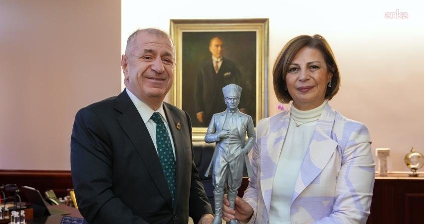 Zafer Partisi Genel Başkanı Ümit Özdağ, genel merkez ve Eskişehir