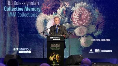İBB Sanat Koleksiyonları halkla buluşturuluyor. İBB Başkanvekili Nuri Aslan koleksiyonun