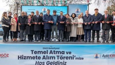 Dikili Belediyesi’nin açılış ve temel atma törenlerinde konuşan İzmir Büyükşehir