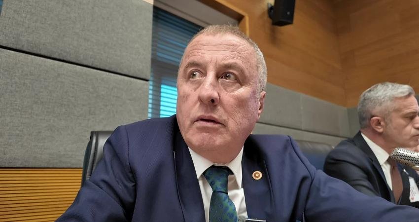 İYİ Parti Afyonkarahisar Milletvekili Hakan Şeref Olgun, Adalet Komisyonu'nda yaptığı