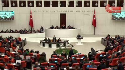 TBMM Genel Kurulu'nda AK Parti ve muhalefet partisi milletvekilleri arasında