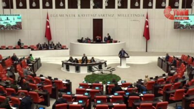 Milletvekillerinin sorularını yanıtlayan Milli Eğitim Bakanı Yusuf Tekin, okullarda seçmeli