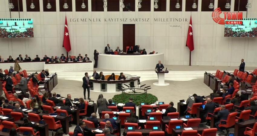 Yeni Yol Partisi İstanbul Milletvekili Mustafa Kaya, TBMM Genel Kurulu'nda