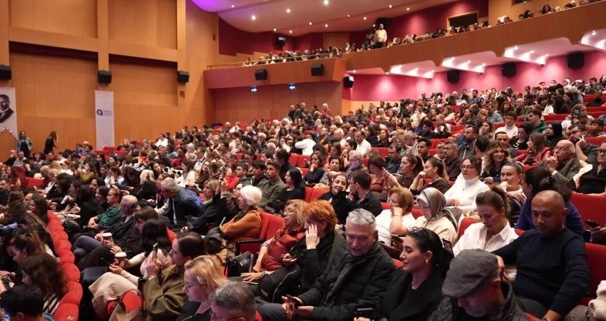 25. Antalya Piyano Festivali’nde ünlü piyanist Barış Büyükyıldırım sahne aldı Antalya Büyükşehir Belediyesi’nin bu yıl 25’incisini düzenlediği Uluslararası Antalya Piyano