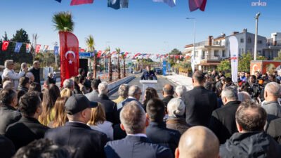 İzmir Büyükşehir Belediye Başkanı Cemil Tugay, Milli Eğitim Bakanı Yusuf