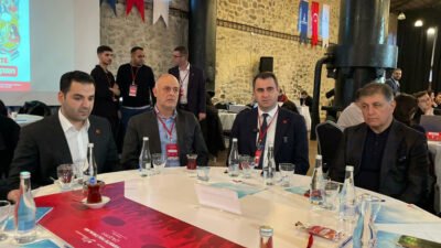 CHP İzmir İl Gençlik Kolları tarafından düzenlenen “Üniversite Politikaları Çalıştayı”nda