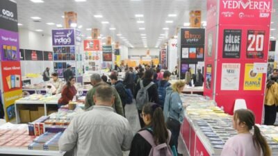 Giresun Belediyesi’nin ev sahipliğinde düzenlenen 5. Giresun Kitap Fuarı sona