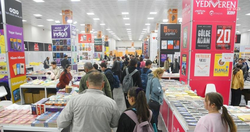 5. Giresun Kitap Fuarı sona erdi Giresun Belediyesi’nin ev sahipliğinde düzenlenen 5. Giresun Kitap Fuarı sona