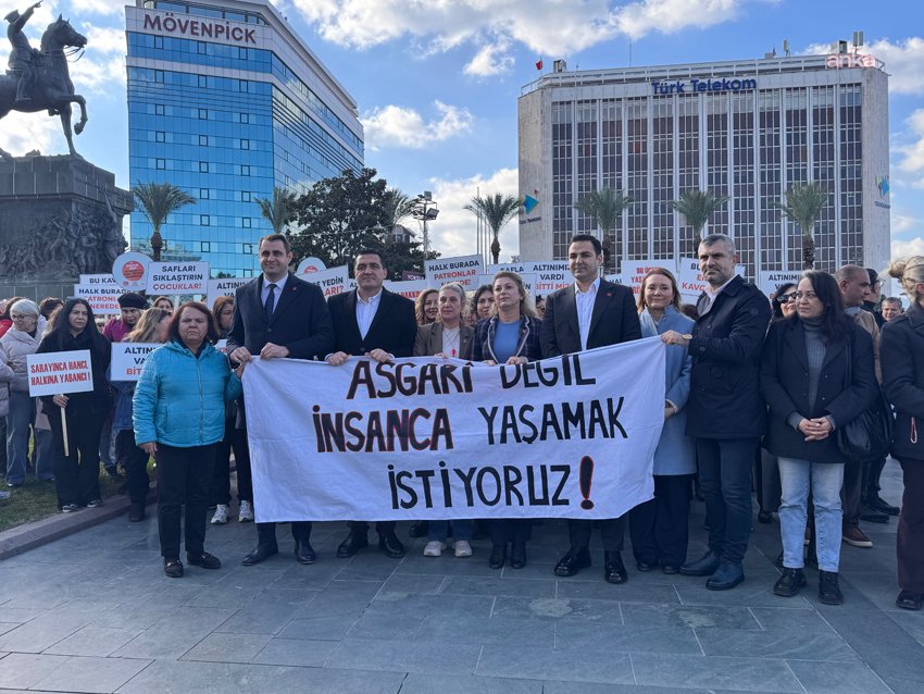 CHP’den İzmir’de “asgari değil, insanca yaşam” yürüyüşü CHP Kadın Kolları, "Asgari değil, insanca yaşamak istiyoruz" sloganıyla İzmir'de