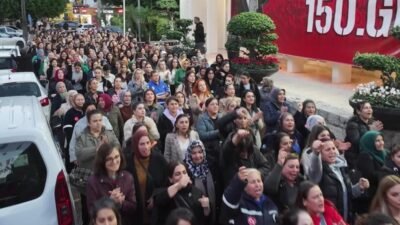 Adana Büyükşehir Belediyesi'nin kadın çalışanları, “Kadınların Gücüne Güç Katan Zeydan