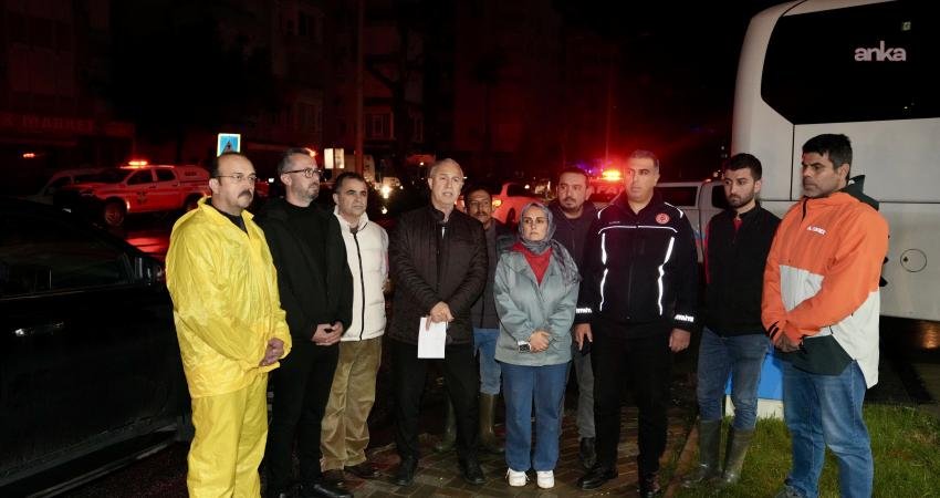 Alanya’da etkili olan aşırı yağış sonrası Kızlarpınarı Mahallesi ve otogar
