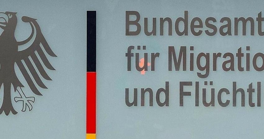 Almanya’da olumsuz iltica kararlarına itiraz eden göçmenler, idare mahkemelerinden ortalama