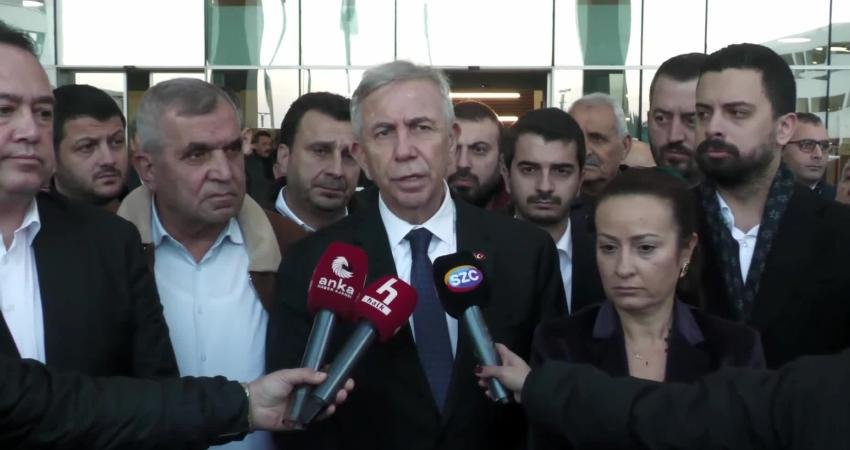 Ankara Büyükşehir Belediye Başkanı Yavaş’tan entübe edilen Gülşah Durbay’a hastane ziyareti… “İnşallah bir mucize gerçekleşir” Kolon kanseri tedavisi gördüğü Manisa Şehir Hastanesi yoğun bakımında çoklu