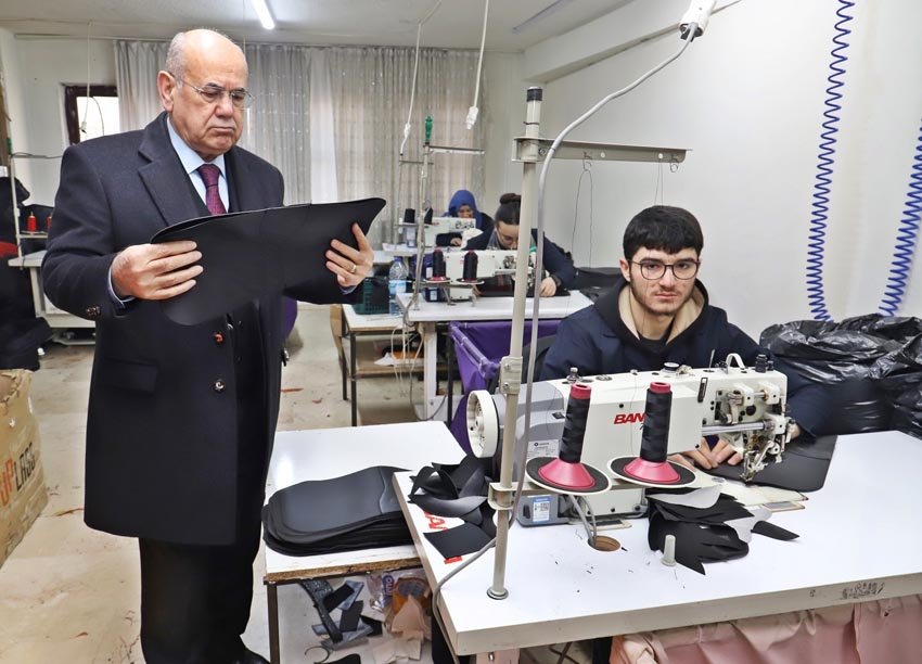 ANKESOB Başkanı Hüseyin Ar, meslek öğrenmenin önünü kesmeye çalışan olumsuz,