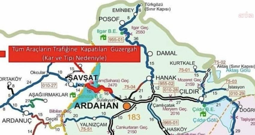 Artvin Şavşat – Ardahan yolu Sahara Geçidi, yoğun yağış, tipi ve buzlanma nedeniyle geçici olarak trafiğe kapatıldı Artvin Şavşat ve Ardanuç’un dağlık bölgelerinde kar yağışı hayatı olumsuz