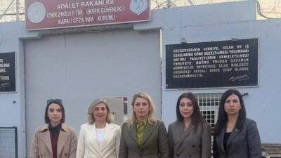 CHP Kadın Kolları Genel Başkanı Asu Kaya, tutuklu eski İzmir