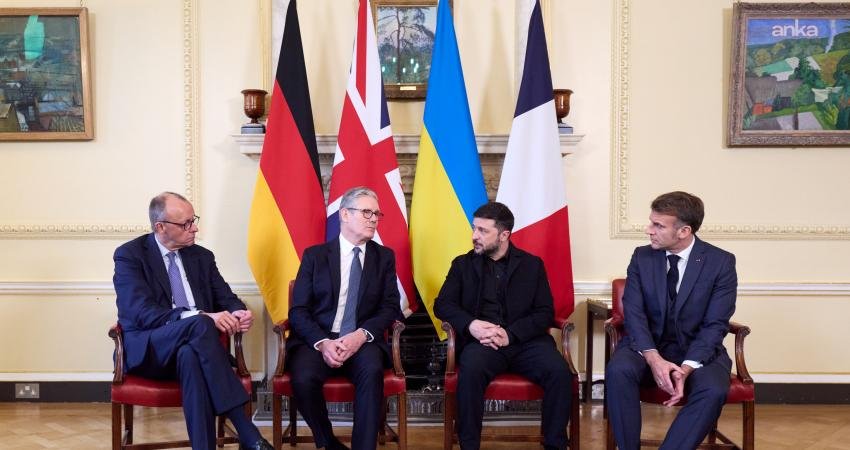 İngiltere Başbakanı Keir Starmer; Fransa Cumhurbaşkanı Emmanuel Macron, Ukrayna Devlet