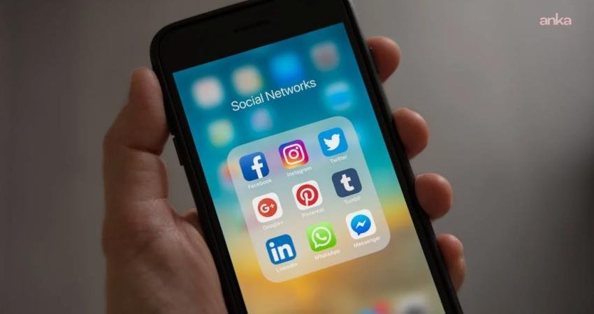 Avustralya’da 16 yaş altı çocukların sosyal medya kullanımını yasaklayan düzenleme yürürlüğe girdi Avustralya'da, 16 yaş altı çocukların sosyal medya platformlarına erişimini yasaklayan