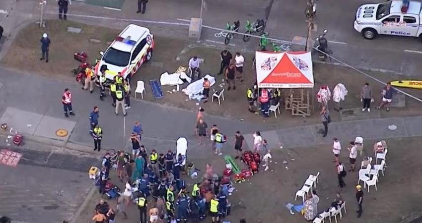 Avustralya Başbakanı Anthony Albanese, Sidney kentindeki Bondi Plajı’nda düzenlenen Hanuka