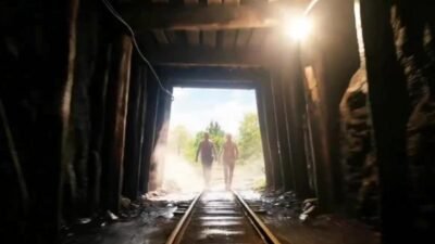 Enerji ve Tabii Kaynaklar Bakanı Alparslan Bayraktar, Dünya Madenciler Günü kapsamında,