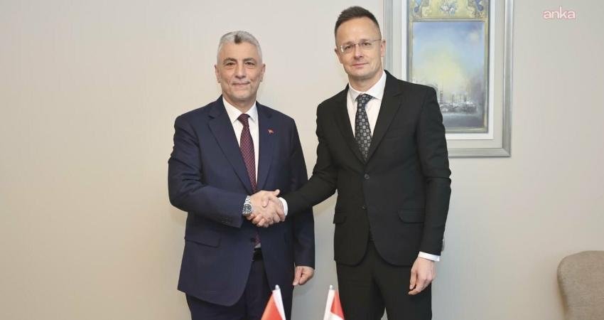 Ticaret Bakanı Ömer Bolat, Macaristan Dışişleri ve Dış Ticaret Bakanı