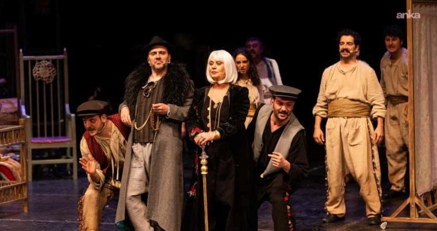 Bakırköy Belediye Tiyatroları, Ocak ayında 7 yeni oyunla seyircilerin karşısına