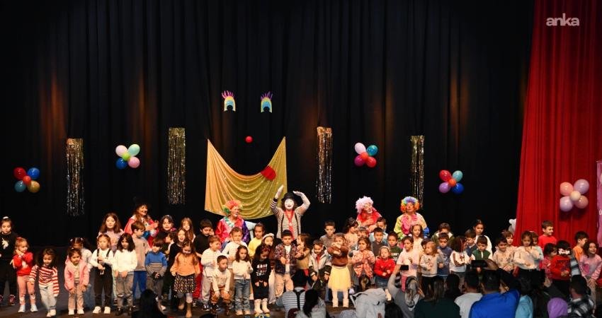 Balıkesir Büyükşehir Belediyesi'nin kültür sanat etkinlikleri kapsamında İzmir Büyükşehir Belediyesi