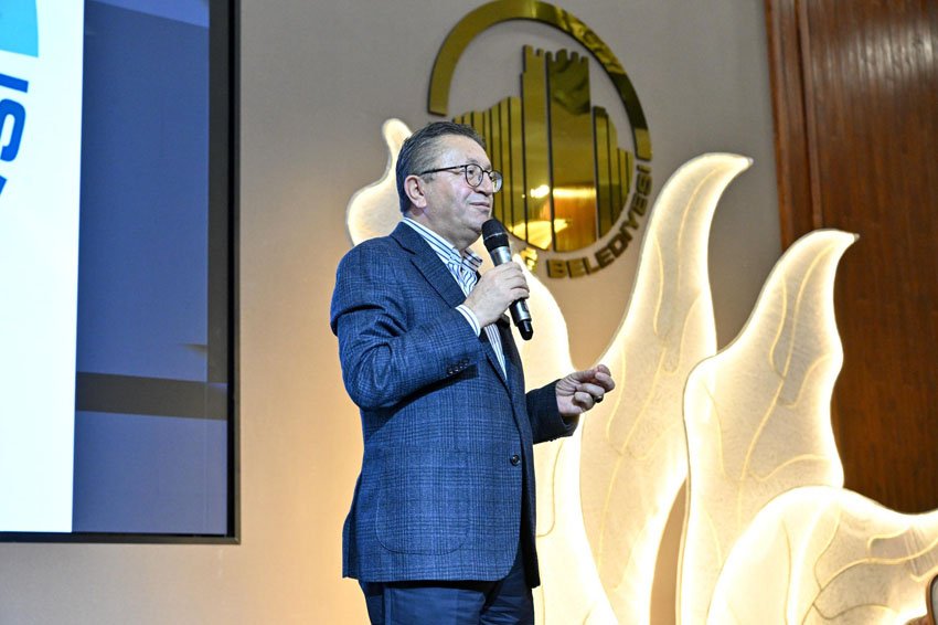 Altındağ’da “Pazar Buluşmaları” devam ediyor. Başkan Tiryaki, bu hafta Battalgazi