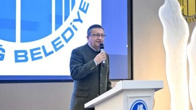 Altındağ’da geleneksel “Pazar Buluşmaları” devam ediyor. Başkan Tiryaki, bu hafta