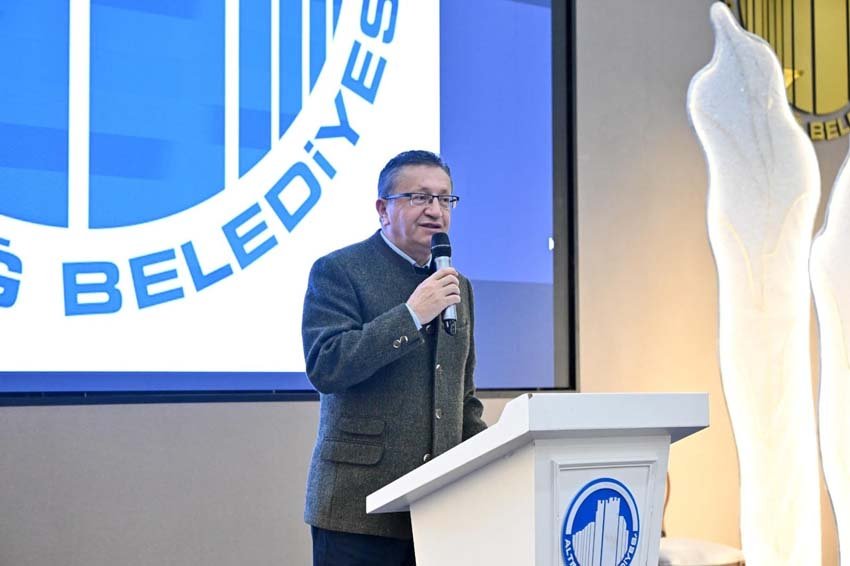 Altındağ’da geleneksel “Pazar Buluşmaları” devam ediyor. Başkan Tiryaki, bu hafta