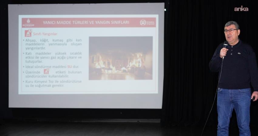 Beylikdüzü Belediyesi, kurtarma ve söndürme ekiplerine yönelik “Yangın Güvenlik Eğitimi” düzenledi Beylikdüzü Belediyesi, Acil Durum Eylem Planı kapsamında görevlendirilen kurtarma ve